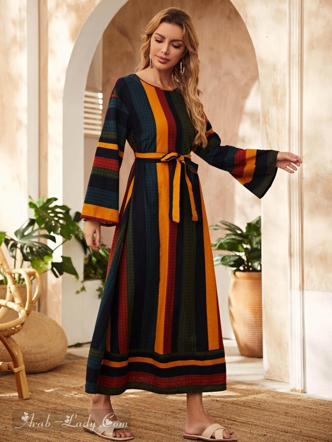 مجموعة مذهلة من الفساتين العربية بتصاميم بسيطة وبأقل الأسعار (مرفق رابط الطلب)