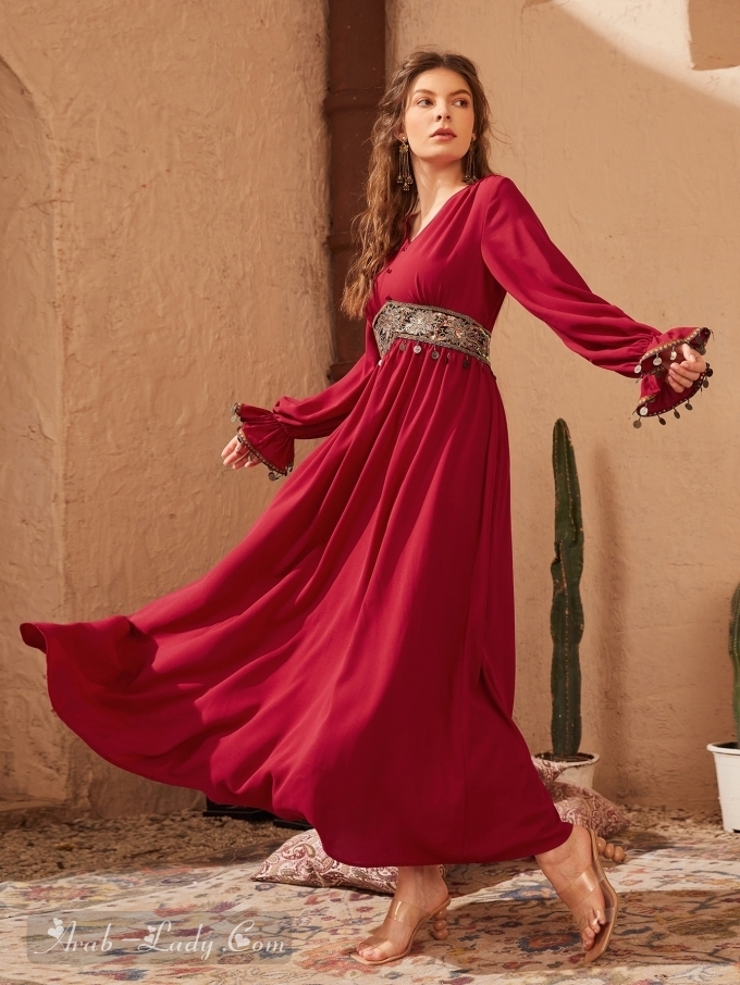 دللي نفسك مع هذه التشكيلة الجديدة من الفساتين العربية الفاخرة (مرفق رابط الطلب)