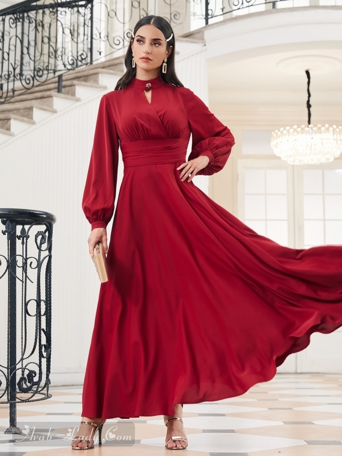 تألقي بالأحمر المبهج في مناسباتك مع أجمل تشكيلة جديدة من الفساتين (مرفق رابط الطلب)