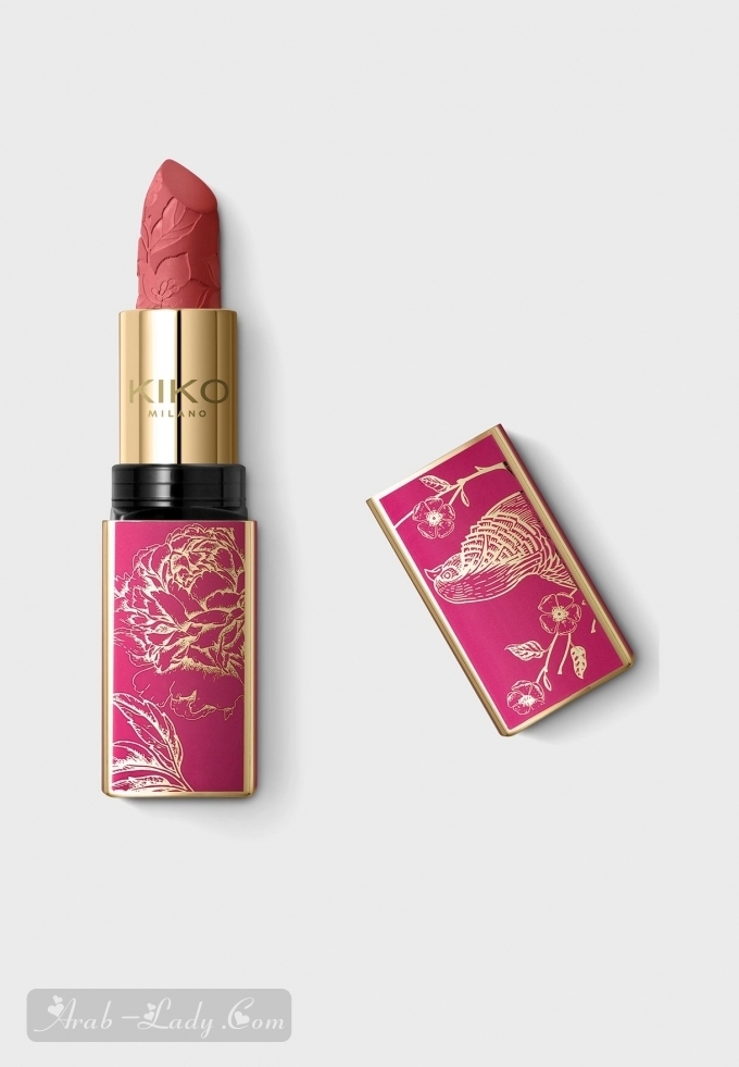 Luxurious Matte Lipstick Elegant Rosewood