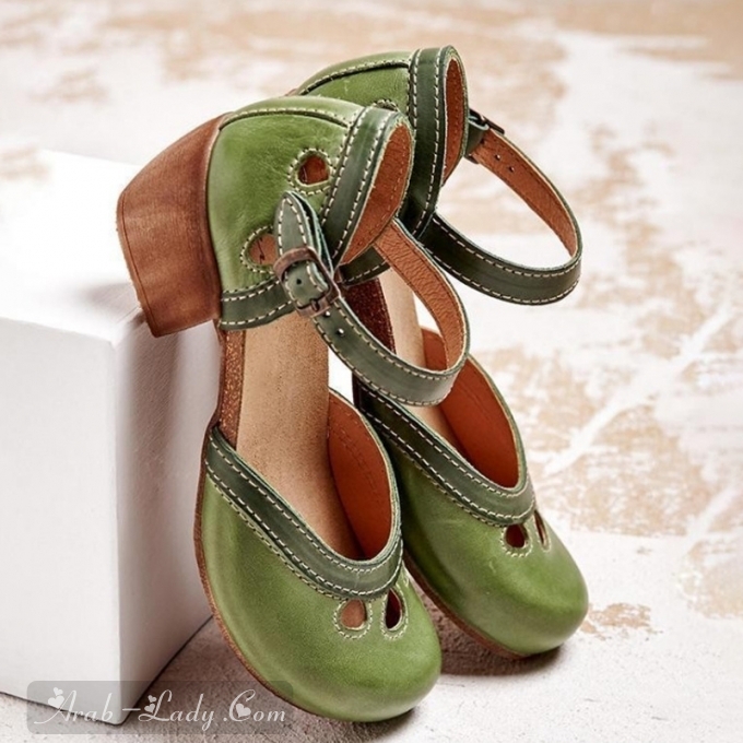 Womens retro block heel sandals