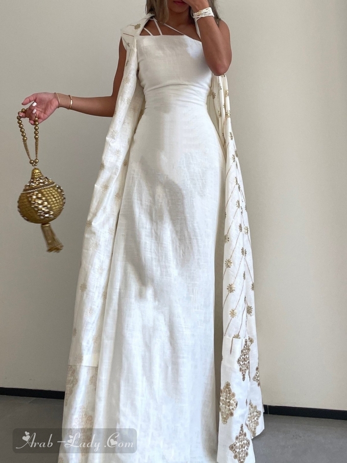 فستان أبيض نقي + كارديجان مطرز بالترتر بلا أكمام